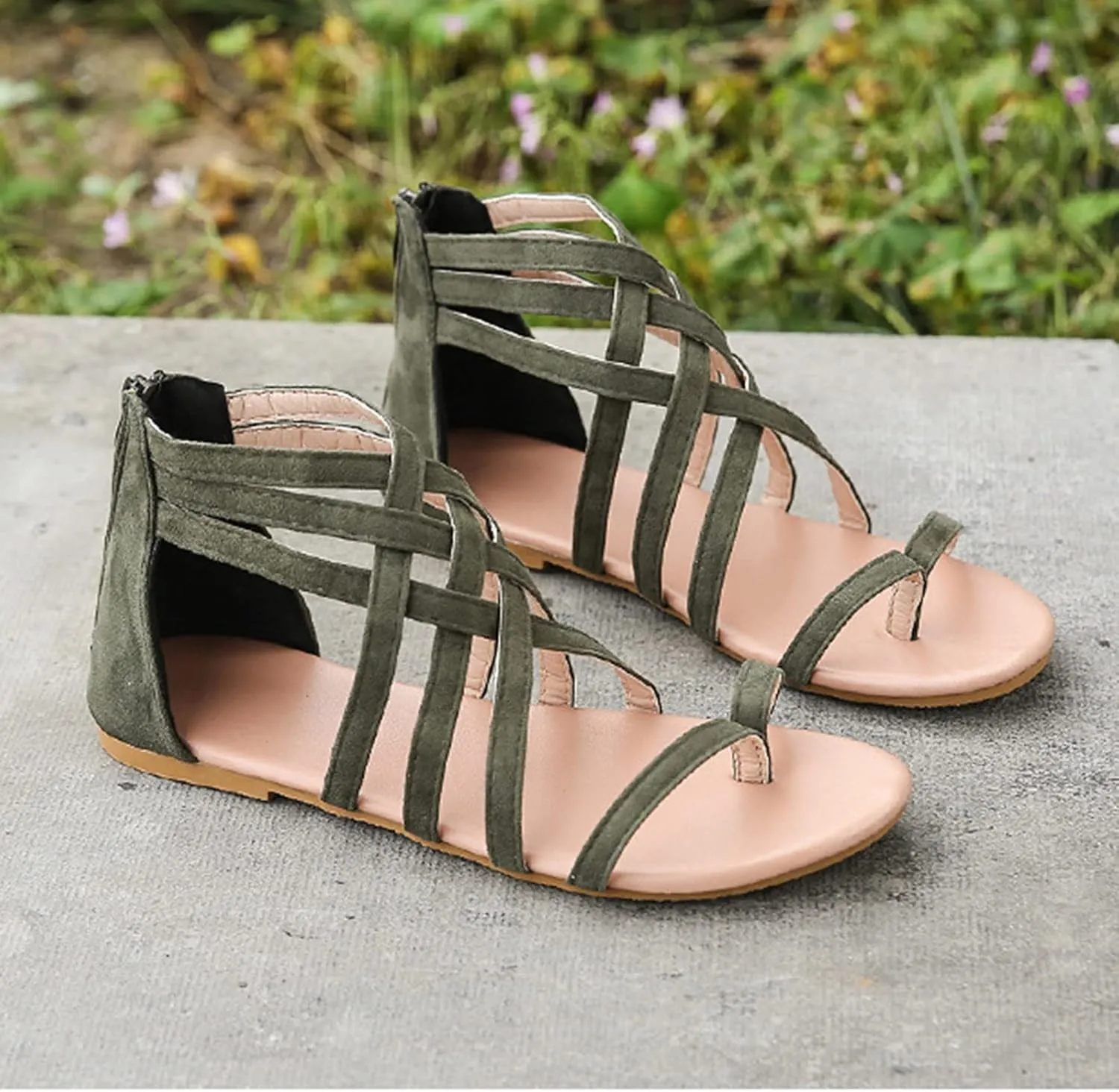 Gladiator Sandals for Women Cross Strappy Flat Sandals T-Strap Fisherman Open Toe Ankle Strap Beach Roman Shoes Zipper