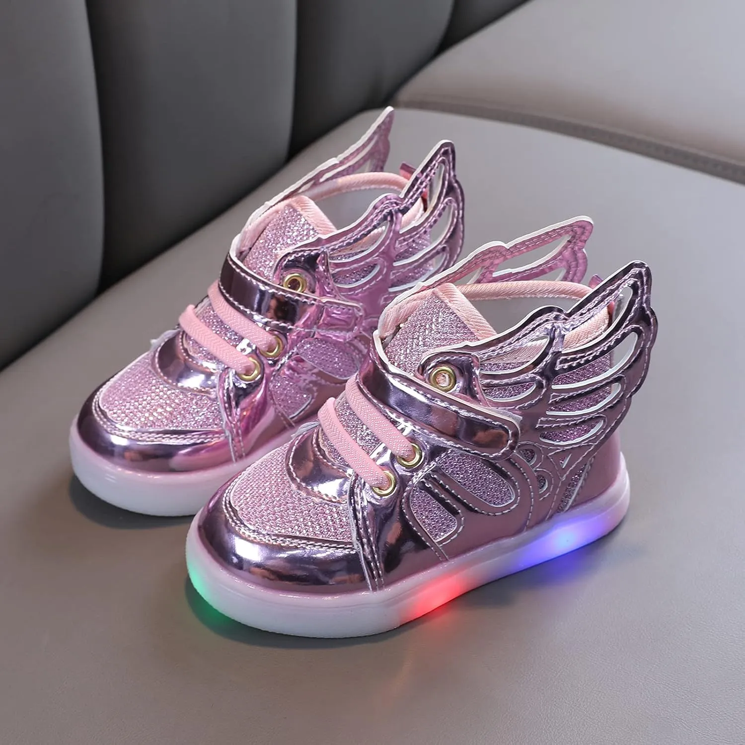 Kids LED Light Up Shoes USB Rechargeable Unisex Boys Girls LED Sneakers Cool Flashing Top Sneakers Luminous Shoes