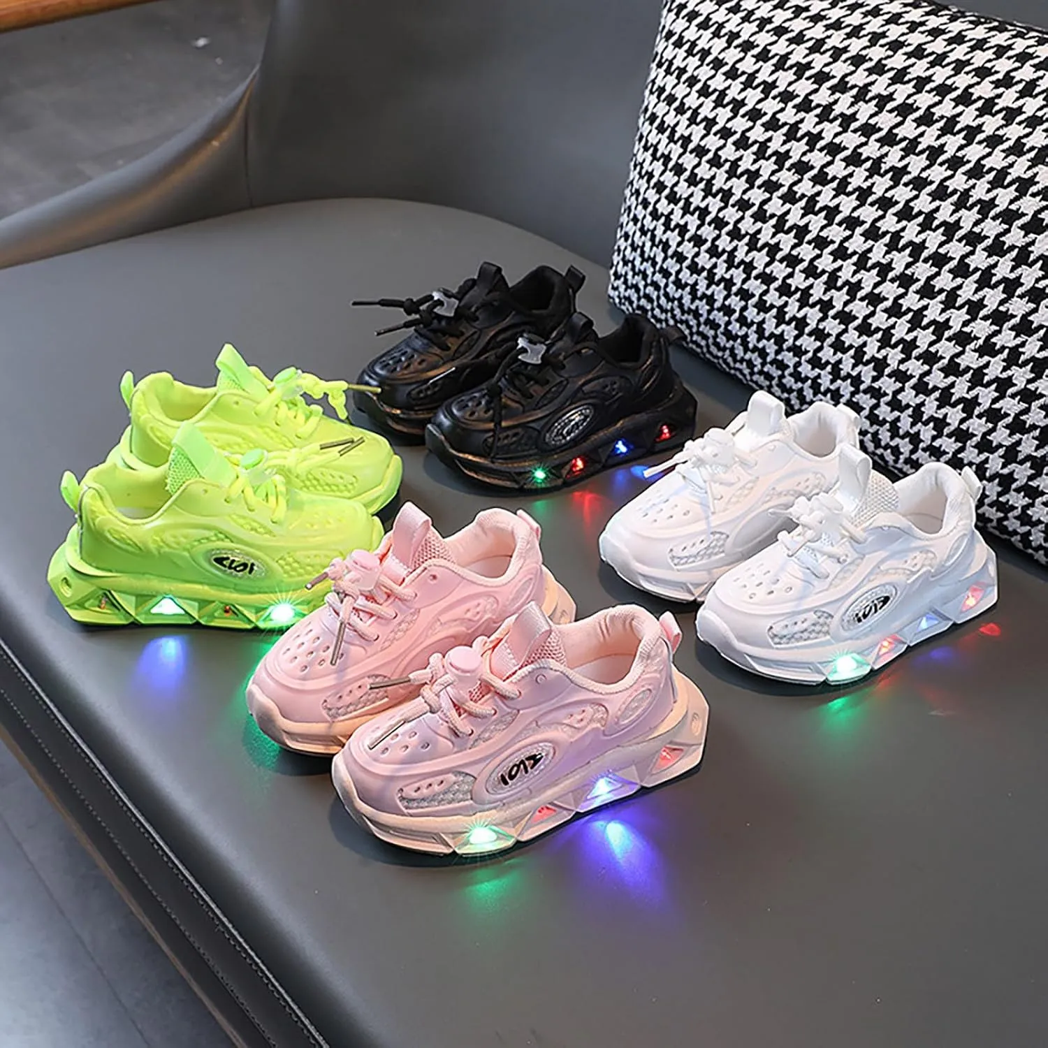 Kids Light Up Shoes with USB Charging Flashing LED Sneakers High Top Luminous Dancing Shoe for Boys Girls Unisex