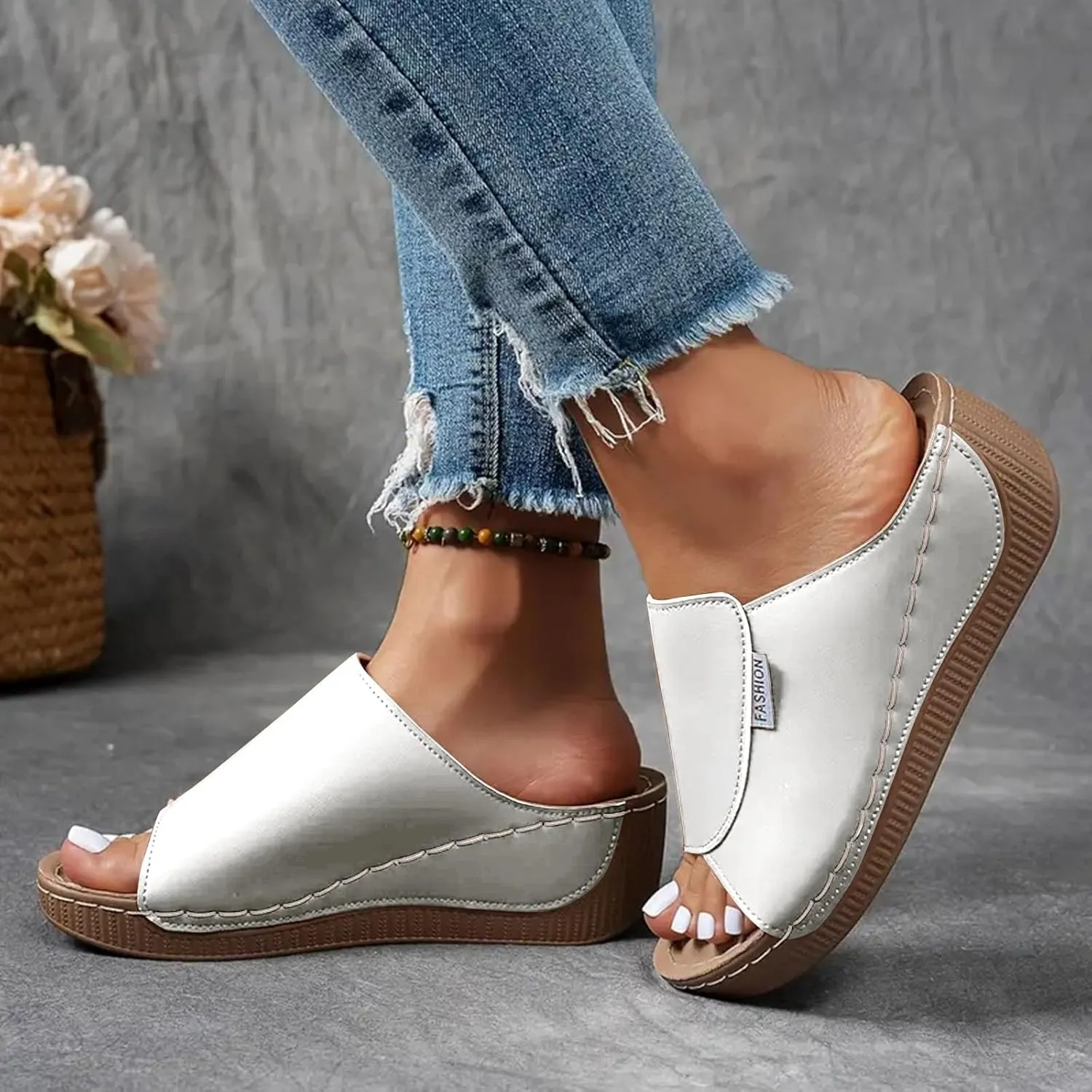 Orthopedic Sandals for Women, Comfortable Arch Support Slides Slip on Dressy Summer Fashion Orthotic Slides Leather Platform Wedge Sandals Ladies Lightweight Thick Cushion Slippers