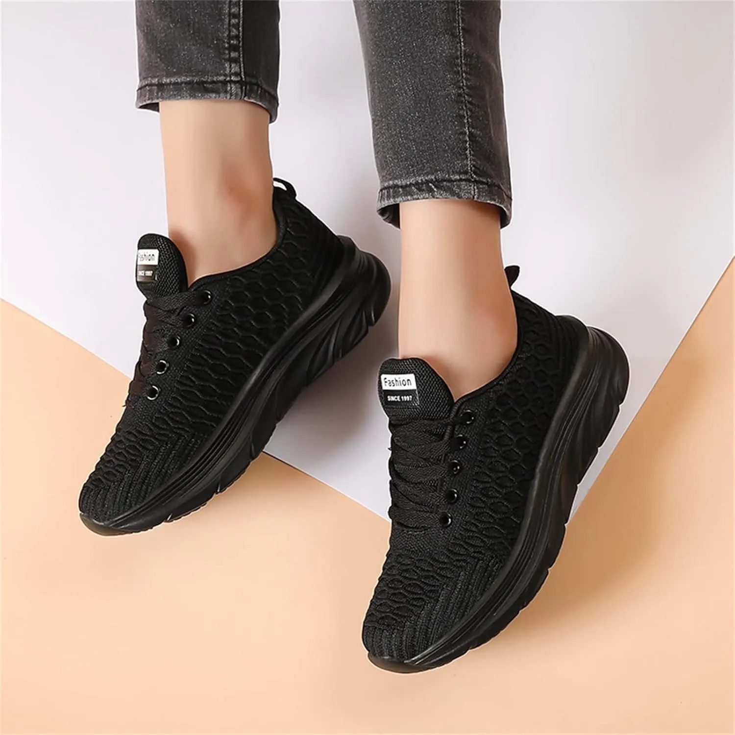 Women Canvas Slip On Sneakers Casual Walking Shoes Lightweight Flat Comfortable Elastic Non Slip Loafers