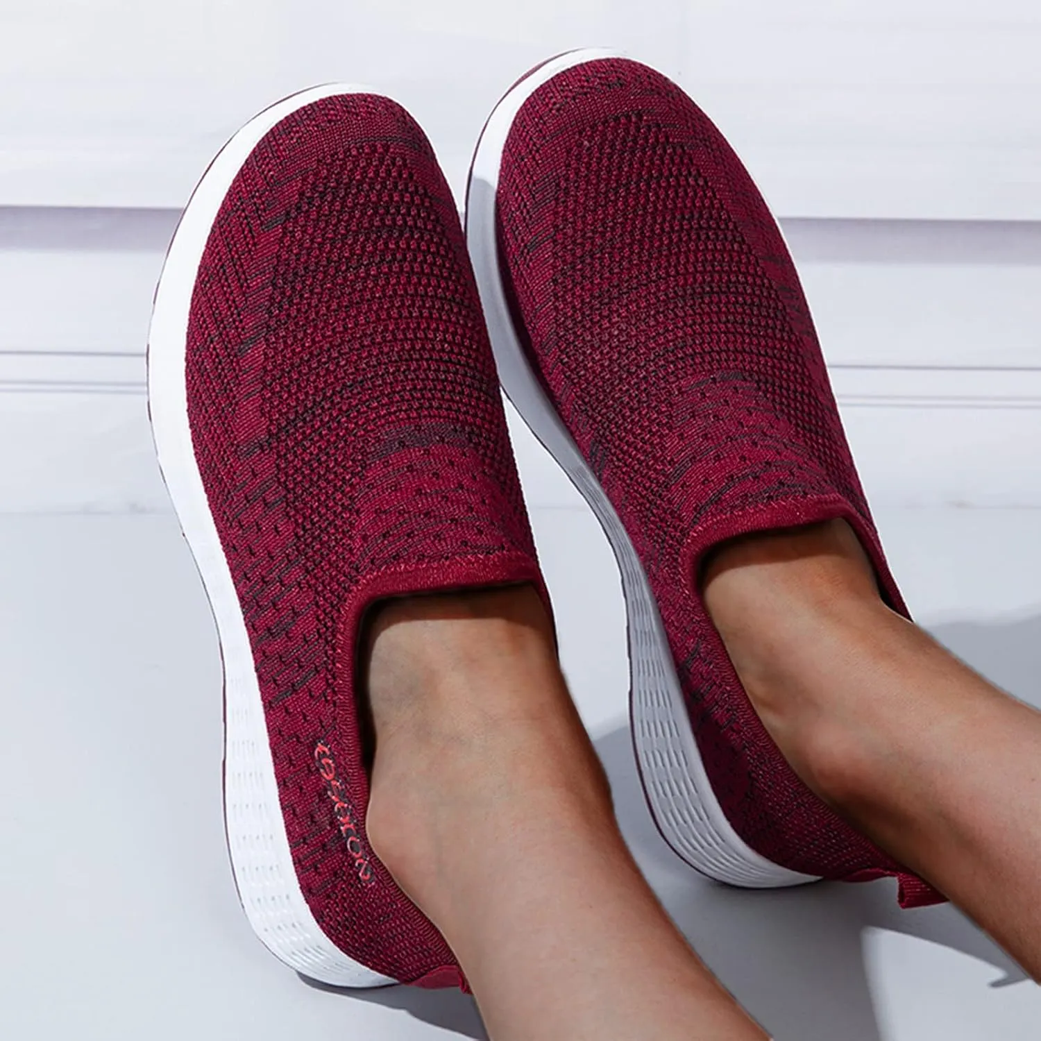 Womens Canvas Slip On Shoes Casual Walking Sneakers Lightweight Flat Fashion Comfortable Elastic Loafers Non Slip