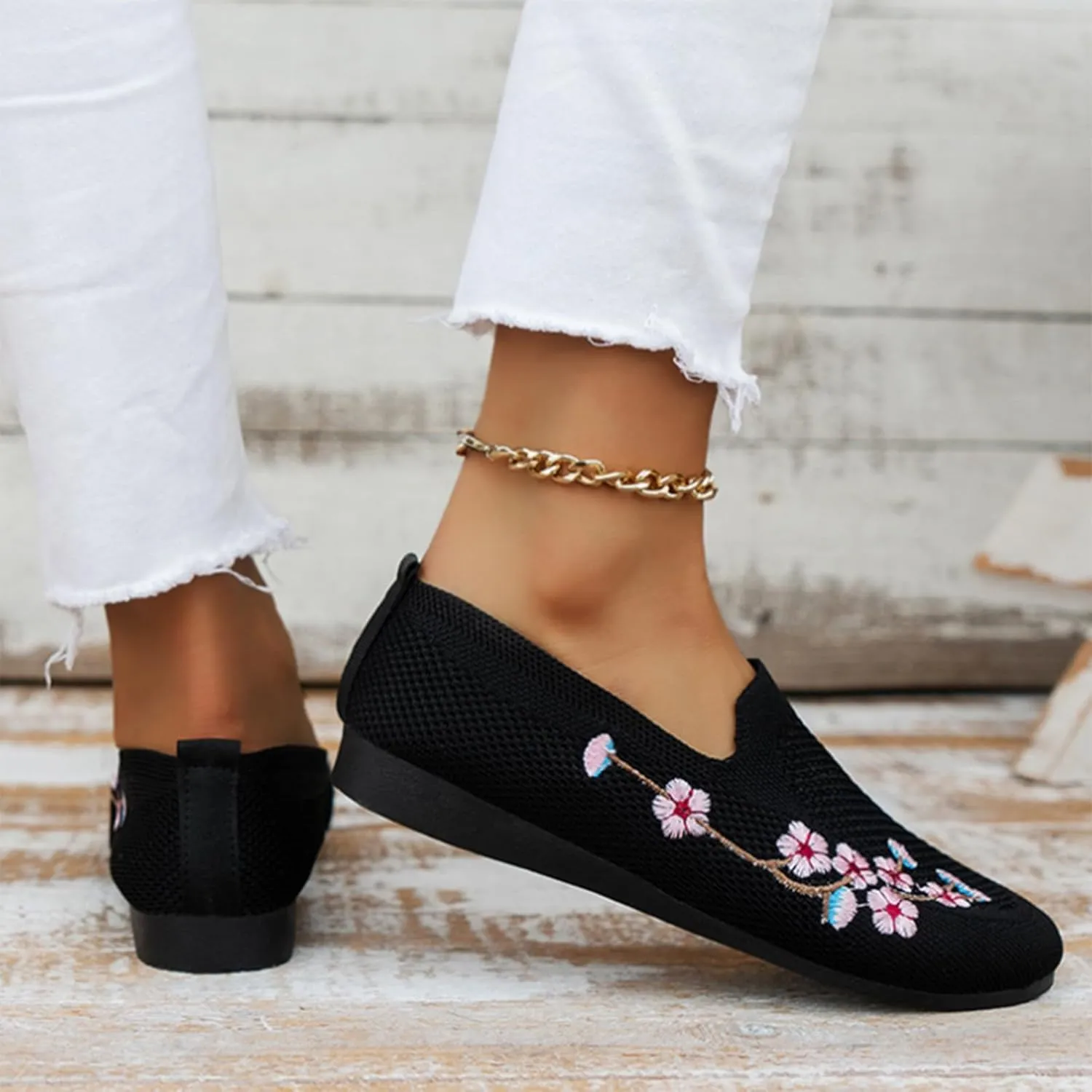 Womens Slip On Loafers Casual Comfortable Walking Shoes Lightweight Canvas Sneakers Non Slip Flat Flats
